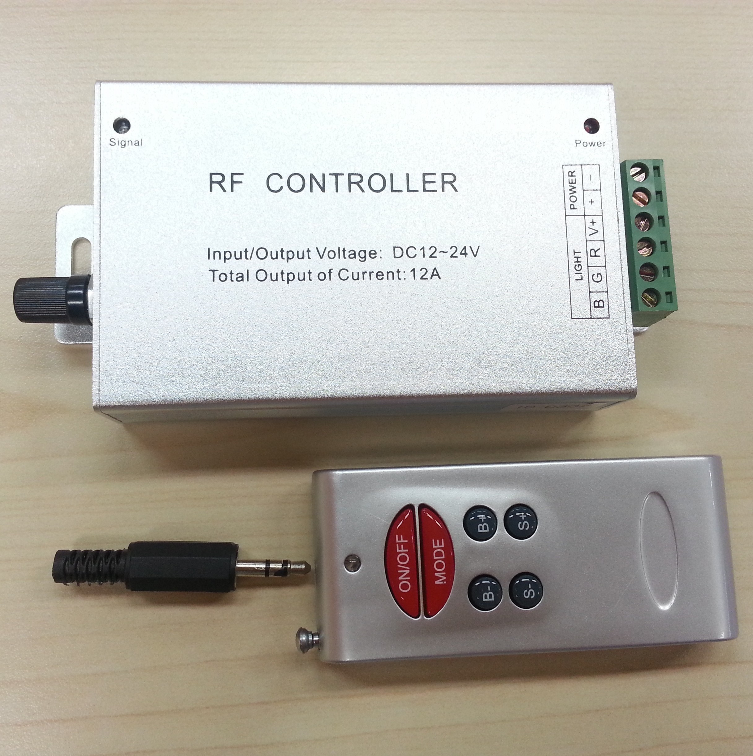 DC12-24V 12A Wireless LED RF Controller With 6 Keys Remote